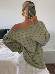 DAZY 女款條紋不對稱露肩寬鬆街頭休閒T恤 - 綠色 - 查看 3