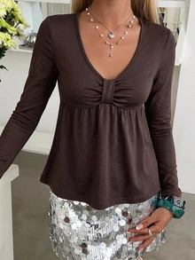 DAZY Teen Girl Solid Color Pleated Long Sleeve Casual V-Neck T-Shirt - Brown - View 4