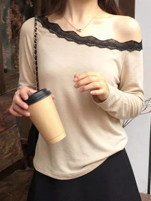 DAZY 女款撞色蕾絲飾邊寬鬆長袖不對稱肩休閒度假韓系街頭風春秋上衣 T-shirt - 卡其色 - 查看 4