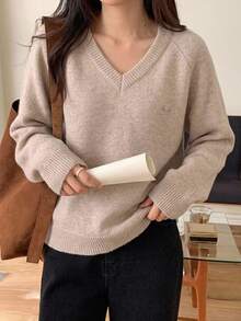 DAZY Solid Color Loose Long Sleeve V-Neck Casual Daily Vacation Korean Style Autumn/Winter Pullover Thick Knit Sweater For Women - Apricot - View 3