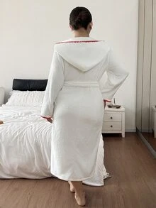 Napfluff CURVE Napfluff CURVE Contrast Color Machine Embroidered Trim With Dual Pockets Lapel Collar Plush Long Sleeve Plus Size Women's Robe - White - View 2