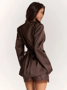 SHEIN BAE طقم نسائي أنيق من بليزر بلون موحد وأكمام طويلة مع تنورة دانتيل - بني - مشاهدة 2