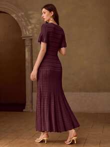 MOTF PREMIUM WOMEN'S AUTUMN/WINTER CROCHET WAIST-CINCHING FLARED SHORT SLEEVE LONG KNIT DRESS - Burgundy - View 5