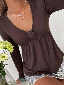 DAZY Teen Girl Solid Color Pleated Long Sleeve Casual V-Neck T-Shirt - Brown - View 5