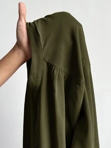 SHEIN Essnce 大尺碼女款酒紅色秋季優雅日常休閒寬鬆長袖鈕扣襯衫，缺口領上衣，適合上班教師辦公室穿著，春季上衣 - 軍綠色 - 查看 9
