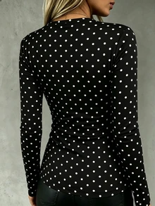 Glimmora 女款波點印花V領長袖修身休閒T恤 - 黑色 - 查看 2