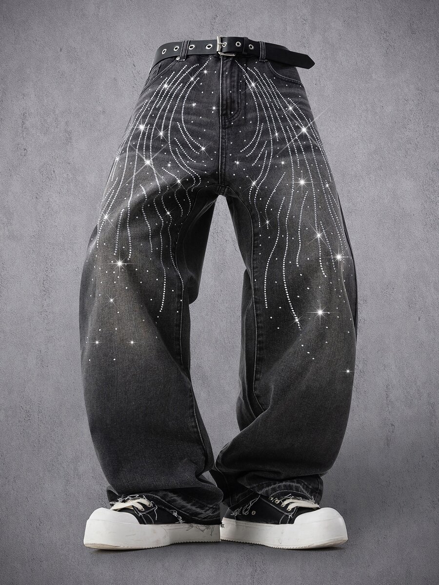 Manfinity Denimwave 男士時尚街頭風 Club Wing 水鑽設計 社交水洗牛仔直筒寬腿褲 - 深灰色 - 查看 1