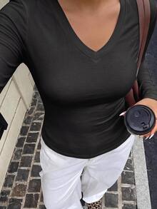 EMERY ROSE Plus Size Women V Neck Black Long Sleeve Fleece Thermal Shaping Tee Fit T-Shirt Fall/Winter Warmth - White - View 4
