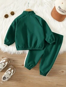SHEIN 中性嬰兒男/女童 幼兒 2件組 秋冬休閒時尚拼色拼接立領運動衫套裝 外套套裝 嬰兒運動服 冬季衣物 - 綠色 - 查看 2