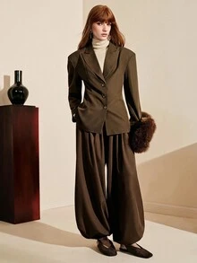 Arave Blazer Wanita Model Netral Kancing Tunggal dengan Kain Twill Diagonal, Jaket Kasual Modern untuk Perjalanan Kerja di Perkotaan - Coklat - View 4