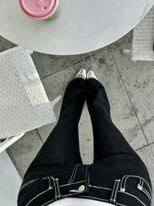 DAZY 青少年女孩鈕扣半開襟雙口袋修身顯瘦百搭喇叭牛仔褲 - 黑色 - 查看 1