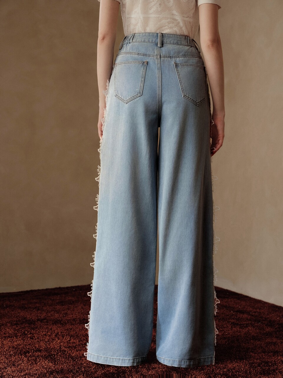Anewsta Autumn/Winter Gentle Sweet Cool Romantic Style Daily Commute Date High-End Denim Fabric Side Hollow Water-Soluble Lace Trim Elastic Waist Draped Long Light Blue Women's Wide Leg Jeans