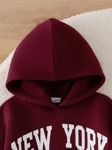 Elladie kids 女童春秋兩件套，長袖字母印花連帽套頭衫 + 鬆緊腰修身長褲，柔軟休閒運動套裝，時尚搭配風格，適合女童日常穿著、戶外玩耍與假期休閒造型 - 酒紅色 - 查看 3