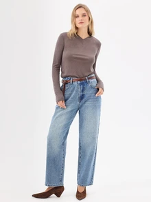 KÆRIA Hus Jeans Model Mom Fit Oversized ala 80-an - Denim Lembut - Warna Biru Vintage, Potongan Longgar - Light Wash - View 4
