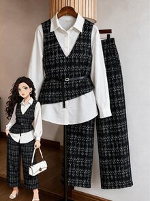 Modelyn Setelan Kasual 2 Potong Wanita Ukuran Besar dengan Atasan Lengan Panjang dan Celana Motif Patchwork 2 in 1 - Hitam dan Putih - View 1