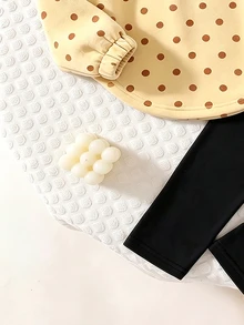 女童運動衫套裝，淡黃色波點半拉鍊立領運動衫，圓弧下擺，彈性袖口設計，黑色修身緊身褲，甜美休閒風 - 彩色 - 查看 4