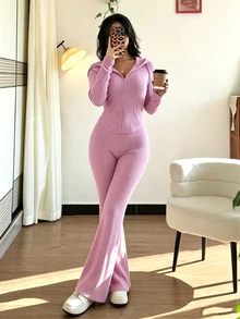 SHEIN Raffinéa 女款休閒時尚日常百搭連帽衛衣，收腰設計附口袋，搭配喇叭羅紋針織長褲，2件套，秋冬款 - 紫丁香色 - 查看 3