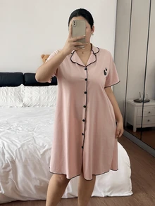 Napfluff CURVE Napfluff CURVE Heart Print Collared Short Sleeve Plus Size Nightgown - Pink - View 3
