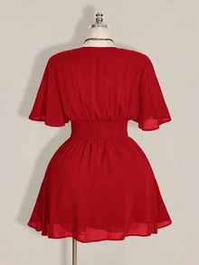 SHEIN ICON 大尺碼荷葉袖V領收腰A字洋裝，適合海灘度假、波希米亞風、嬉皮風、Y2K，適用夏季、夏季假期、情人節、優雅約會洋裝 - 紅色 - 查看 3