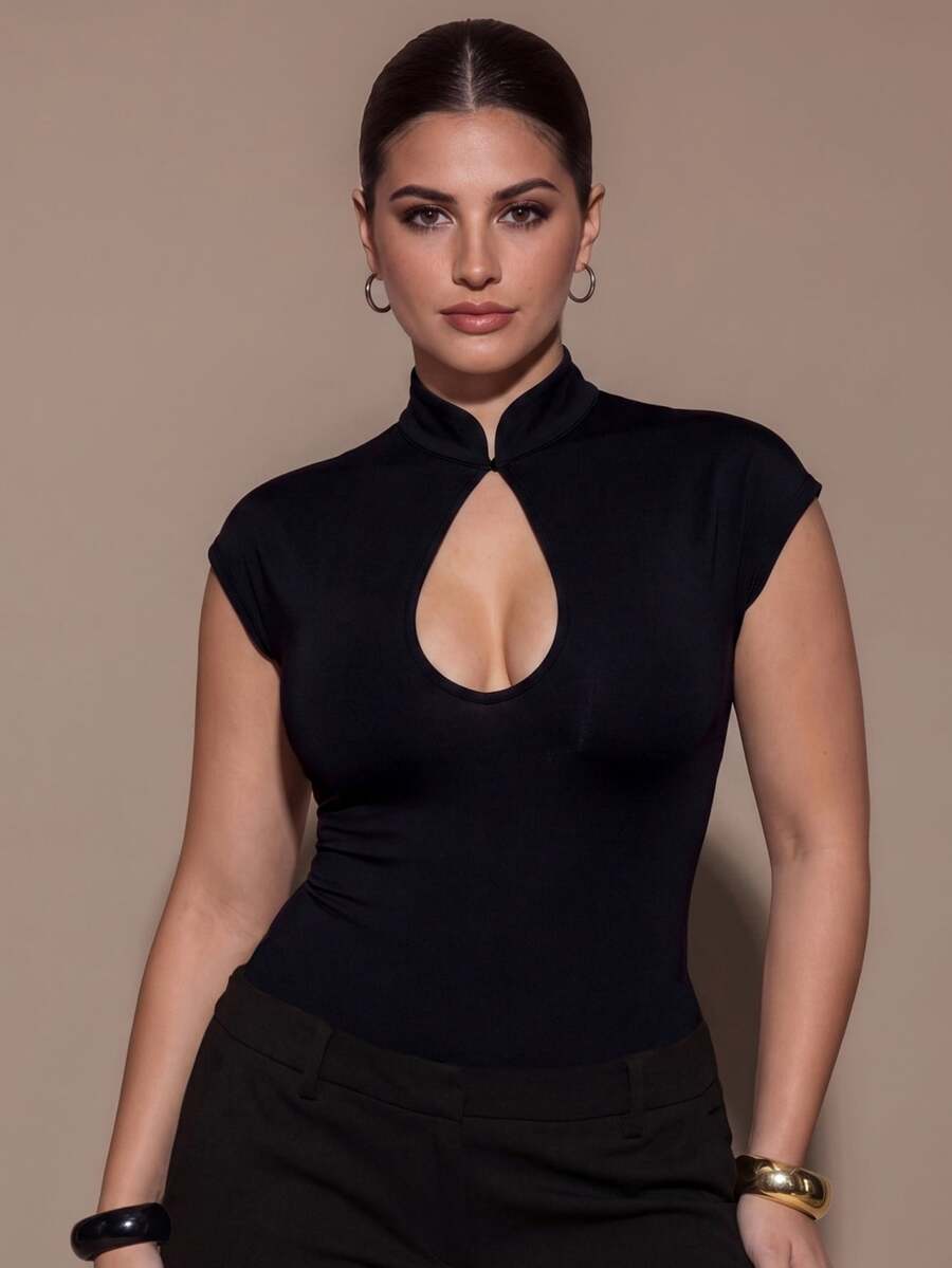 SHEIN BAE CURVE Plus Size Women's Black Hollow Cap Sleeve Fitted Top - Black - View 1