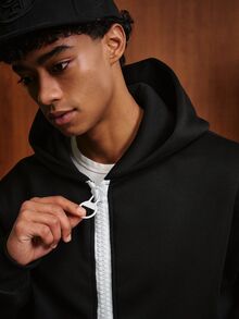 TOKVUE Men's Black Zip-Up Hoodie, Bold White Chunky Zipper Contrast Design For High Visibility, Loose Drop Shoulder Cut With Classic Kangaroo Pocket, Relaxed Fit For All Body Types, Minimalist Solid Base With Creative Zipper Detail, Street Style Versatile And Timeless, Suitable For Daily Commute, Casual Wear, Spring/Autumn Outerwear, And Winter Layering - Black - View 1
