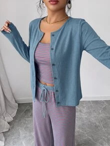GlowEve Setelan 3 Potong: Kardigan Rajut Polos Wanita dengan Kancing Depan, Camisole Slim Fit Bergaris dengan Hiasan Tali Serut, Celana Kasual Elegan untuk Perjalanan Sehari-hari - Dusty Blue - View 7