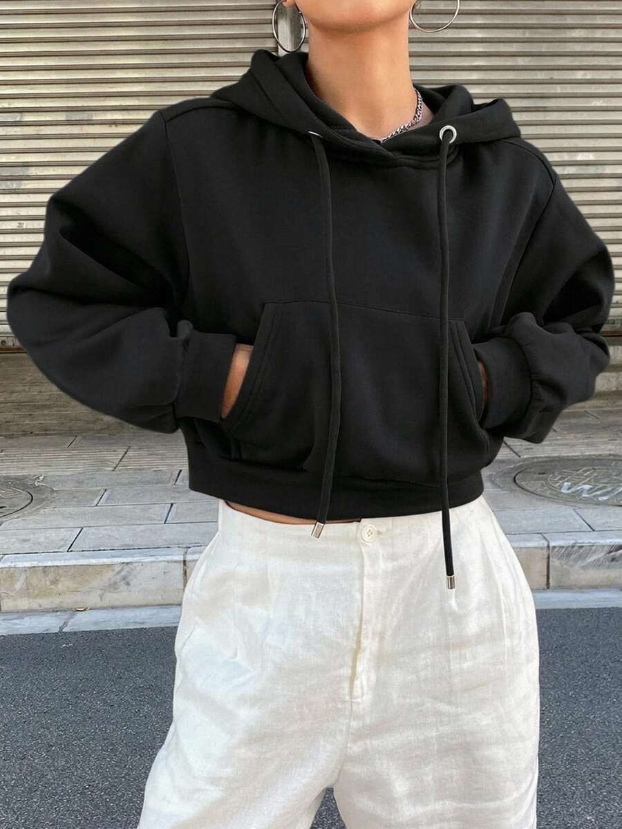 DAZY Women's Solid Color Cropped Sweatshirt - Black - View 1