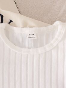 SHEIN 女嬰 2件套 卡通熊刺繡燈芯絨吊帶褲 + 甜心印花荷葉袖長袖白色T恤休閒套裝 - 酒紅色 - 查看 3