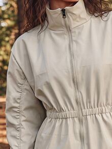 Exploreva Exploreva Women's Outdoor Minimalist Zipper Waist-Cinching Pocket Jacket - Apricot - View 3