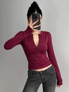 DAZY 女款半鈕扣長袖修身緊身T恤 - 酒紅色 - 查看 5