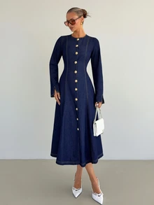 Siren Gaze Gaun Denim Elegan Wanita Lengan Panjang Leher Bulat dengan Kancing Logam Tunggal - Biru - View 5