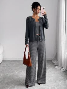 GlowEve Setelan 3 Potong: Kardigan Rajut Polos Wanita dengan Kancing Depan, Camisole Slim Fit Bergaris dengan Hiasan Tali Serut, Celana Panjang Kasual Elegan untuk Perjalanan Sehari-hari - Grey - View 7