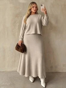 Auralis 大尺碼女款純色圓領長袖T恤與裙子休閒兩件套/舒適居家服套裝/休閒兩件套 - 杏色 - 查看 3