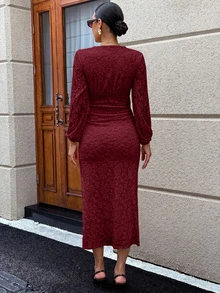 MaterniWear 孕婦V領燈籠袖修身優雅洋裝 - 酒紅色 - 查看 3