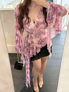 Vibekara Plus Size Women's V-Neck Floral Print Casual Daily Wear Blouse - Multicolor - View 7