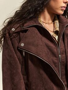 SoleilVie New Vintage Diagonal Zipper Lapel Suede Motorcycle Jacket, Waist-Cinching Design, Fashionable Mature Woman Style - Brown - View 4