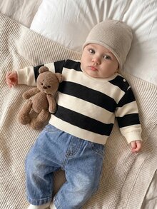 Newborn Baby Minimalist Striped Round Neck Winter Top And Pocket Denim Pants Set - Black - View 5