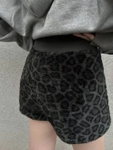 FRIFUL Women's Leopard Print Faux Fur Fashion Sexy Versatile Shorts Lounge Dark Grey Autumn - Brown - View 5