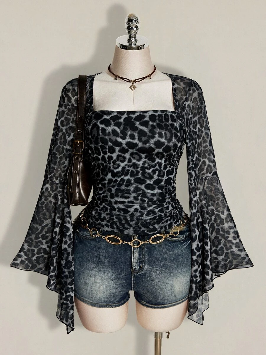 SHEIN ICON Plus Size Women Leopard Print Fitted Versatile Everyday Top - Grey - View 1