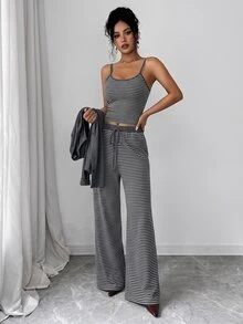 GlowEve Setelan 3 Potong: Kardigan Rajut Polos Wanita dengan Kancing Depan, Camisole Slim Fit Bergaris dengan Hiasan Tali Serut, Celana Panjang Kasual Elegan untuk Perjalanan Sehari-hari - Grey - View 4
