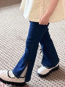 Dazy Kids 少女秋季服飾蝴蝶結裝飾開衩下擺牛仔喇叭褲 - 深色水洗藍 - 查看 7