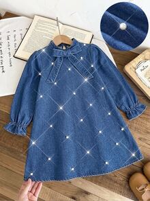 SHEIN 女童秋冬時尚優雅派對珍珠裝飾蝴蝶結牛仔洋裝，適合兒童女孩日常穿搭，幼兒聖誕與生日派對套裝 - 藍色 - 查看 1