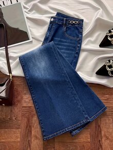 GlowEve CURVE Plus Size Sexy Metal Decor Button Flared Jeans - Blue - View 2