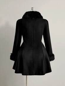 SHEIN ICON Mantel Wanita Ukuran Besar Gaya Elegan Model Y2K dengan Kancing di Pinggang dan Kerah Bulu Imitasi - Hitam - View 9