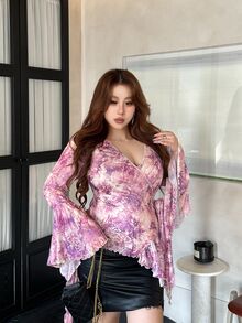 Vibekara Plus Size Women's V-Neck Floral Print Casual Daily Wear Blouse - Multicolor - View 3