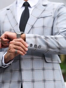 Manfinity Mode 男士復古格紋休閒西裝外套，休閒單排扣夾克，通勤西裝外套，送給男友或丈夫的高級穿搭禮物 - 淺灰色 - 查看 6