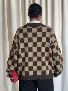 Livesso 拼色拼接格紋V領寬鬆長袖針織開襟衫，大尺碼時尚秋冬外套 - 棕色 - 查看 2