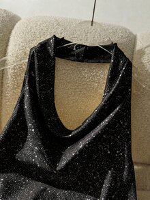 SHEIN Franclia 女款夏季優雅性感派對夜出約會穿搭 亮面黑色與銀色箔印垂領掛脖上衣 新年聖誕派對穿搭 - 黑色 - 查看 4