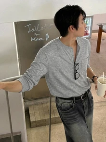 DAZY 春秋款白色圓領半鈕扣貼袋設計男士T恤 - 灰色 - 查看 6