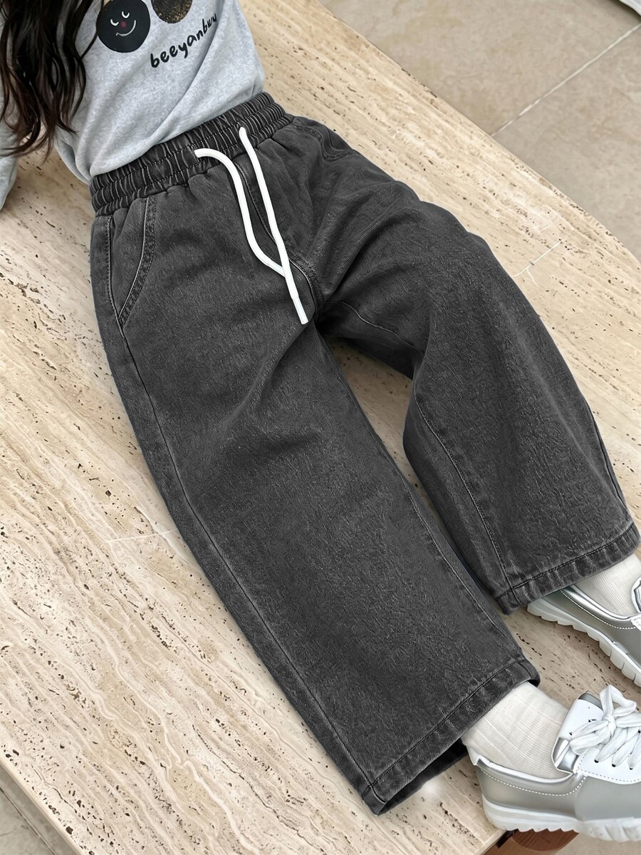 SHEIN Explorewe 女童牛仔褲,秋季新品,黑色,彈性腰帶抽繩設計,寬鬆版型,輕量柔軟牛仔布料製成,舒適親膚,適合四季穿著,日常穿搭、拍照、購物、外出、度假等多用途,2026新款女童牛仔褲 - 黑色 - 查看 1